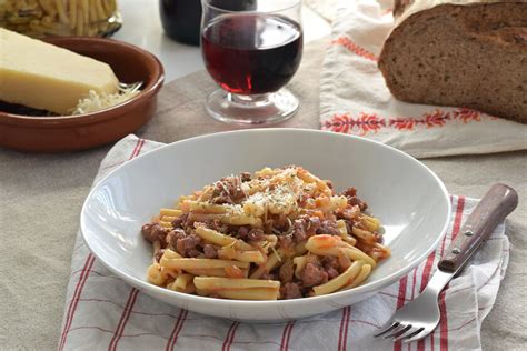 Casarecce Con Ragú De Longaniza Ibérica Receta Para Amantes De La Pasta Cansados De Los