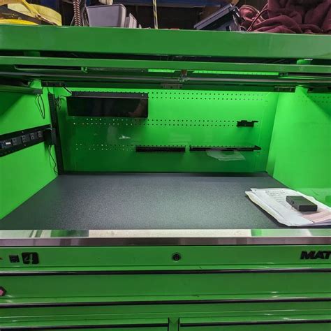 Matco Tool Box S With Top Hutch Green In Good Condition Ebay