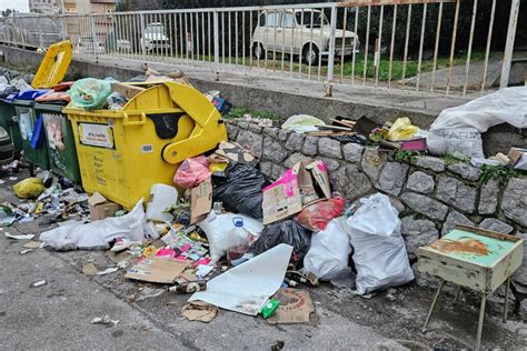 Ne žele plaćati smeće pa ga bacaju u drugom dijelu grada Mjesni odbor