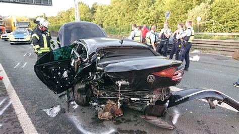 A Bei Schwerte Verletzte Nach Unfall Auf Der Autobahn Vollsperrung