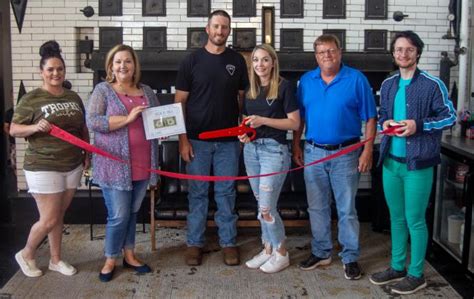 Chamber Of Commerce Holds Ribbon Cutting At Slice 183 Cordell Beacon