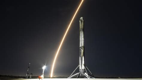 Spacex Falcon 9 Rocket Launches 23 Starlink Satellites Into Orbit In