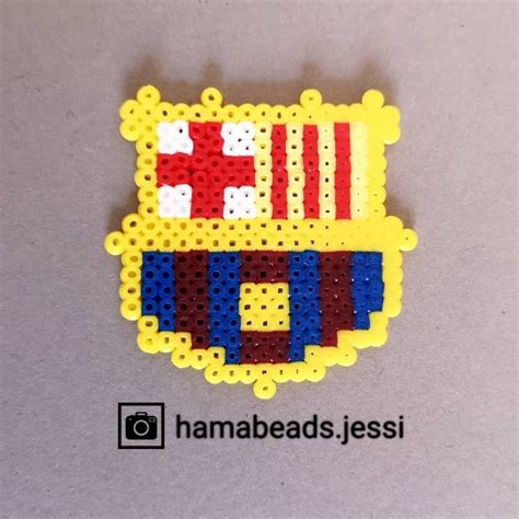 Hama beads Escudo Barça Hama beads Pixel art Hama