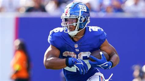 Nfl Free Agency For Fantasy Football Saquon Barkley Miles