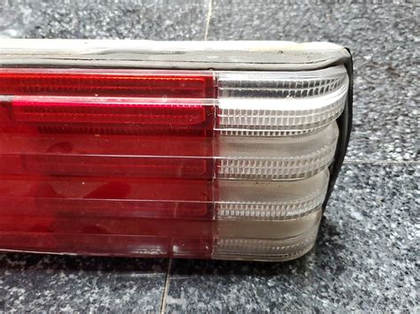 Mercedes 560sl Left Tail Light Lens Assembly Oem Complete 71 89 R107 3