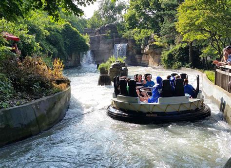 thunder canyon water ride  cedar point parkz theme parks