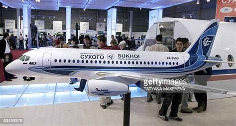 Regional Jet Photos And Premium High Res Pictures Getty Images