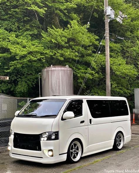 Custom Toyota Hiace Van Design in 2023