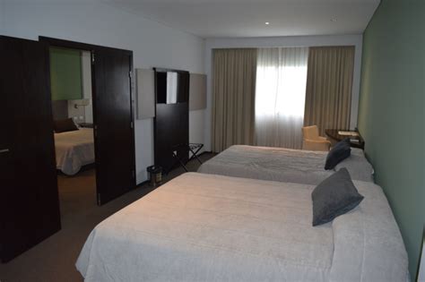 Reservas Howard Johnson Plaza Villa Carlos Paz