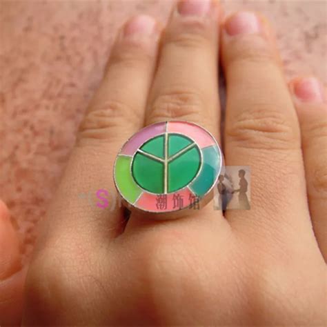 MOOD RINGS Glowing in the dark Change Color Temperature Ring Emotion ...