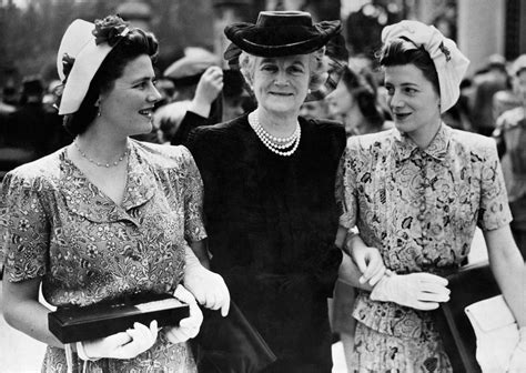 Clementine Churchill Biography Maiden Name Mother And Facts Britannica
