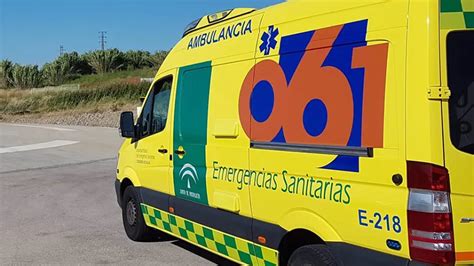 Encuentran A Una Persona Muerta En La Carretera Ma Junto A Un