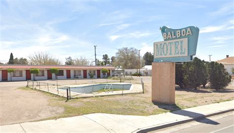 Dead Motels USA : The Balboa Motel of Deming, New Mexico closed 4...