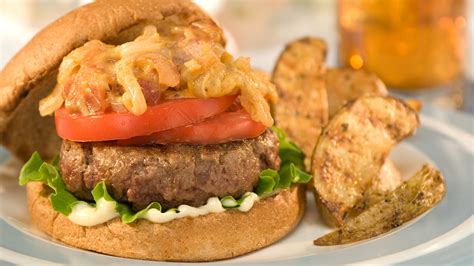 Burgers with Cheese & Grilled Onions | Hellmann's US