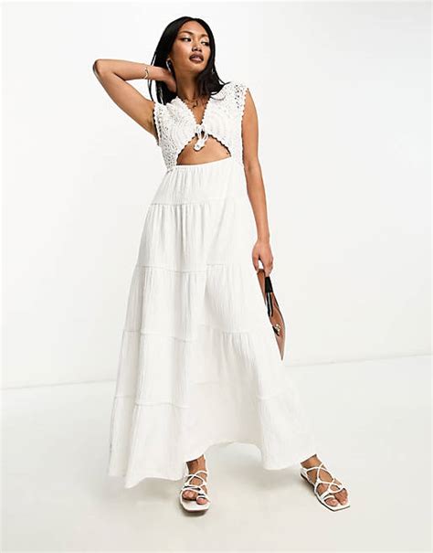 Asos Design Maxikleid In Weiß Mit Gehäkeltem Oberteil Und Gestuftem