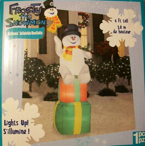 Warner Bros Entertainment Frosty The Snowman On Stacked Presents