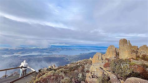 Kunanyi Mount Wellington Explorer Bus Winter TOUR Review Hobart