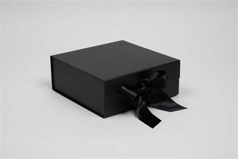 Matte Magnetic Lid Gift Boxes With Ribbon Closure Gifts Magnetic