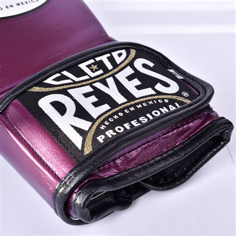 Cleto Reyes Boxing Gloves Universal Training Purple S S 1700008 1