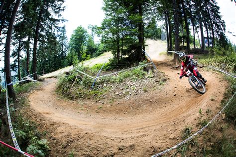 IXS European Downhill Cup 4 Spicak Flow Zone