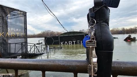 Beograd i nesreće Potonuo splav na Savi evakuisano više od 100 ljudi