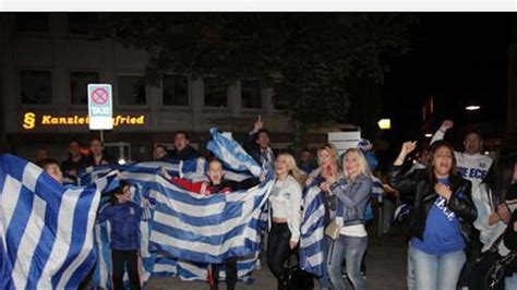 Griechischer Jubel über den Einzug in das WM Achtelfinale