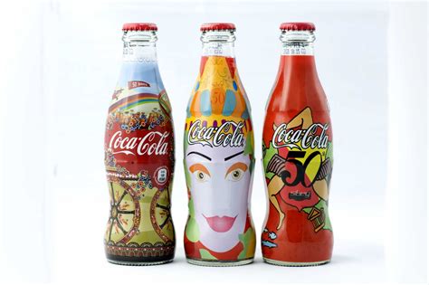 Anniversario Sibeg Coca Cola Sicilia Veste La Nota Bottiglia Amata In