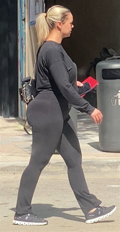 Sweet Delicious Ass Everywhere Oc Spandex Leggings Yoga Pants Forum