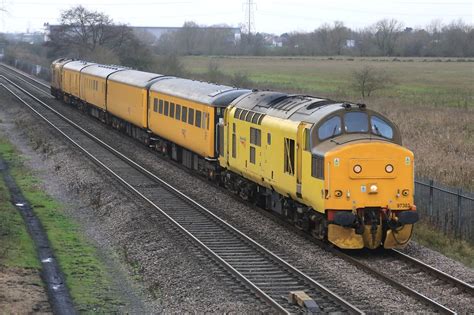 97303 97302 17 Dec 15 Network Rail Class 37s No 97303 And Flickr