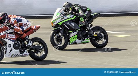 El Competir Con De La Moto De Silverstone Fotograf A Editorial Imagen