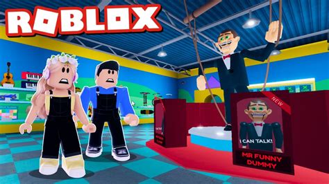 Roblox Escape Do Boneco Malvado Escape Mr Funny S Toyshop Youtube