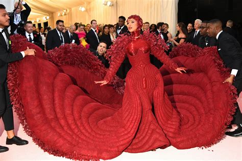 Cardi B's Met Gala 2019 Look Featured $250,000 Worth of Rubies | Glamour