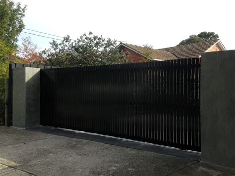 Modern Sliding Driveway Gates Randolph Indoor And Outdoor Design