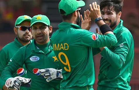 Doors Are Open For Sarfaraz Amir Imad Says Inzamam