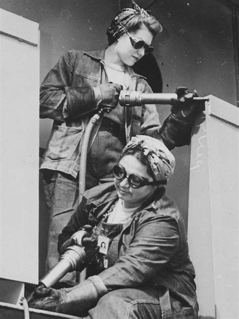 Detail Of Chippers Women War Workers Of Marinship Corp 1942 Wwii