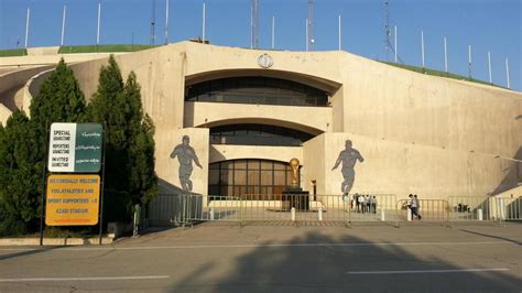 Fußball im Iran Als Junge verkleidetes Mädchen im Stadion festgenommen