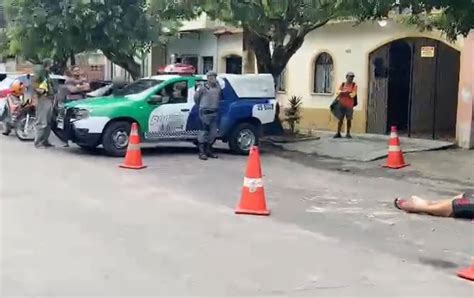 Jovem De Anos Executado Tiros Em Plena Luz Do Dia Em Manaus