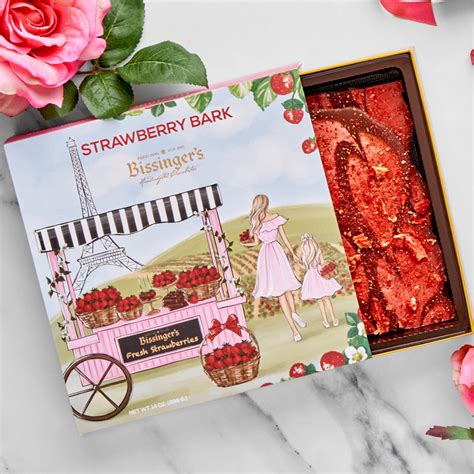 Strawberry Bark 14 Oz Bissingers Handcrafted Chocolatier