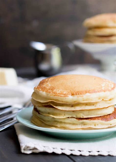 fluffy buttermilk pancakes recipe buttermilk pancakes buttermilk