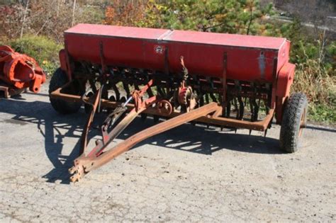 Massey Ferguson 33 Grain Drill In Apollo Pa Usa