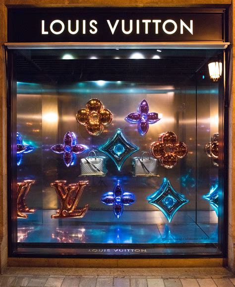 Louis Vuitton Jeff Koons Window Display Build By Acierta Window Art