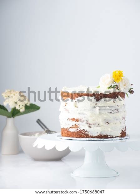 Nude Vanilla Cake Flowers On Top Stock Photo 1750668047 Shutterstock