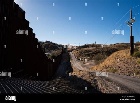 Nogales Border Hi Res Stock Photography And Images Alamy