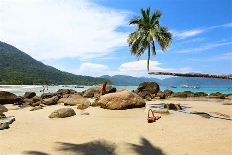 Praia Do Aventureiro Ilha Grande