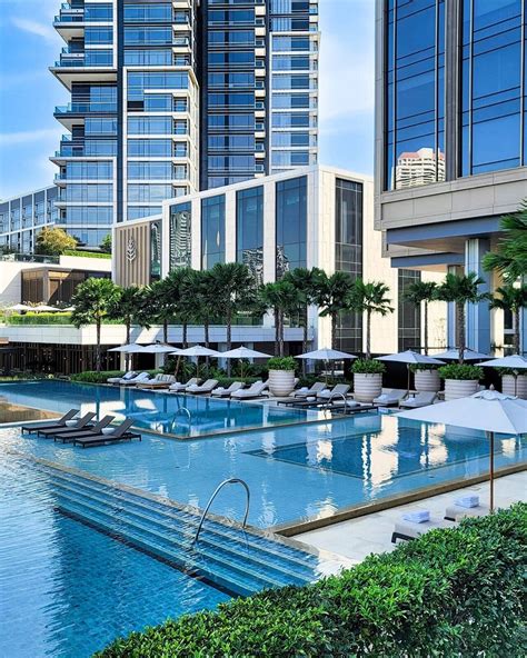 Fotos y opiniones de la piscina del Four Seasons Hotel Bangkok at Chao ...