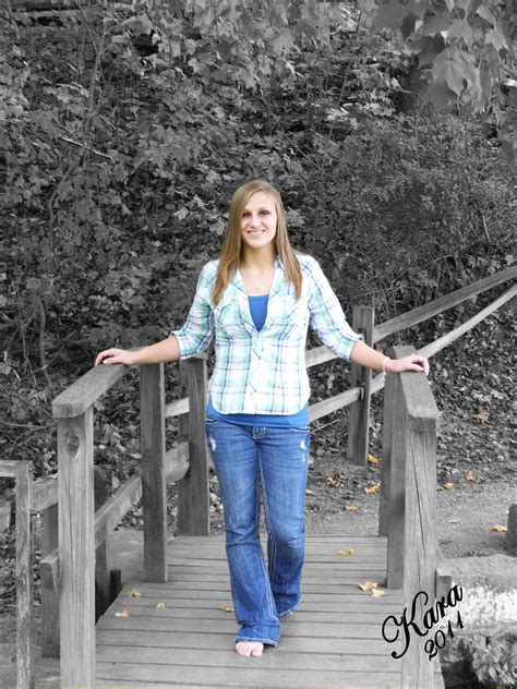 Barefoot Jeans Senior Portraits