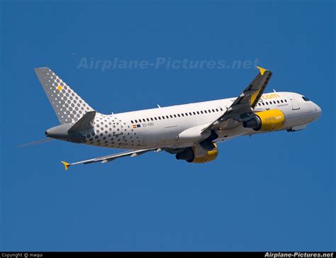 Ec Kbu Vueling Airlines Airbus A At La Coru A Photo Id