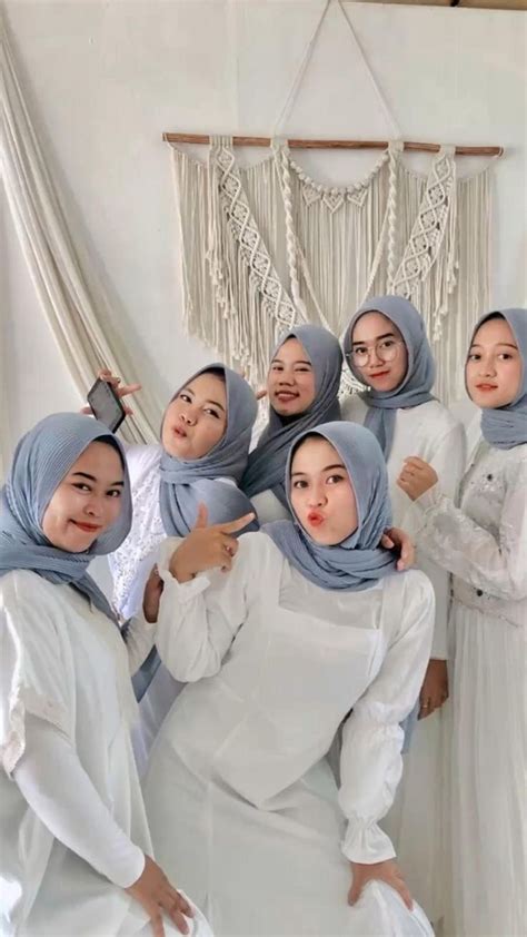 Ide Photoshoot Bareng Bestie Model Pakaian Islami Model Pakaian