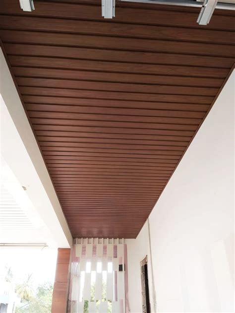 Stylish Wooden Finish Ceiling