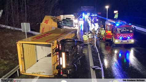 Transport Online Drie Gewonden Bij Ernstig Ongeval Met Vrachtwagens